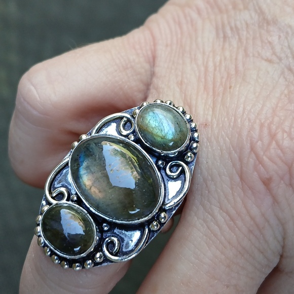 New Labradorite 925 Silver Ring. - Picture 15 of 15